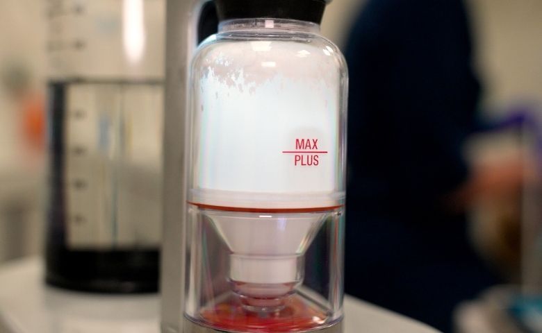 Happy patient after EMS Airflow treatment